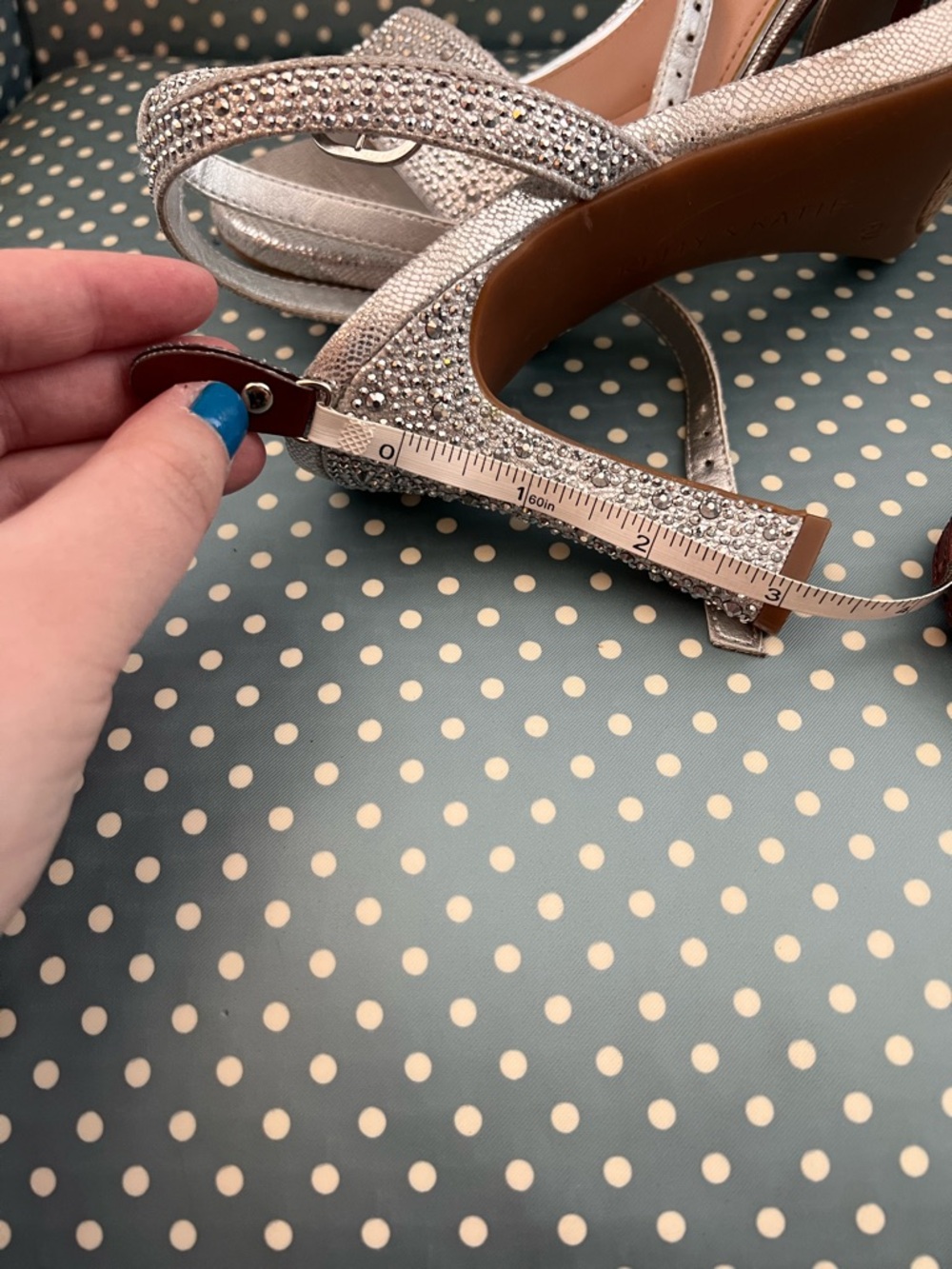 🪩Host Pick🪩Kelly & Katie Silver Rhinestone Heeled Sandals - Picture 4 of 4